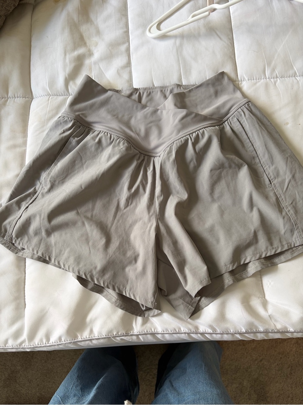 Halara Women's High-Waist Performance Shorts - grey